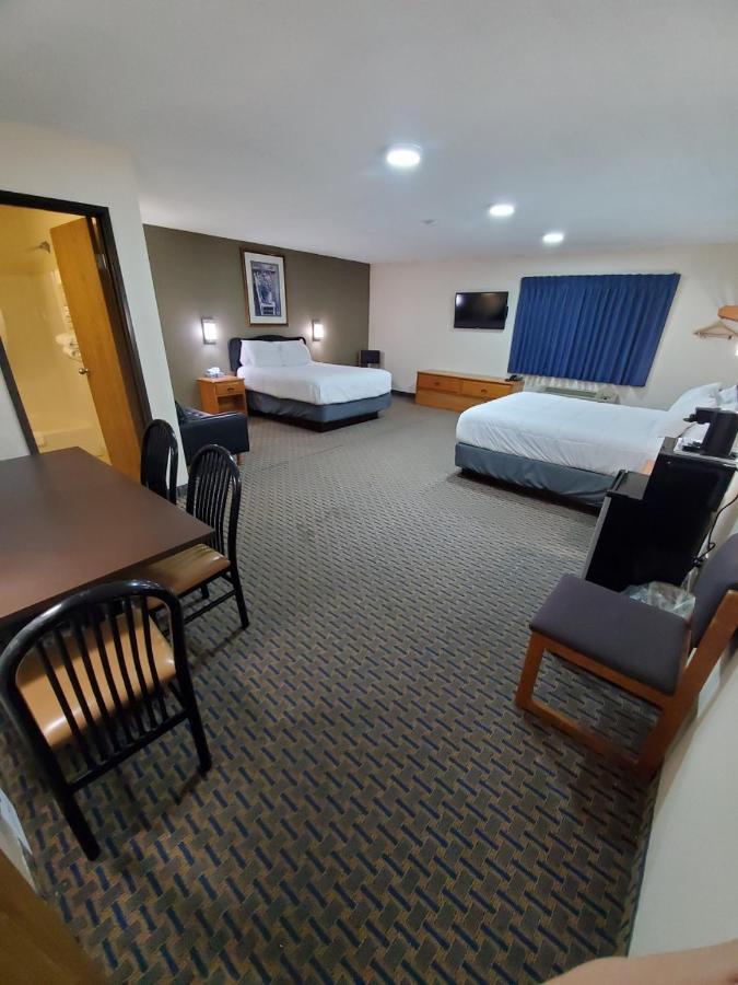 Hibbing Inn And Suites Ngoại thất bức ảnh